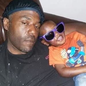 Meet your Posher, Elijah